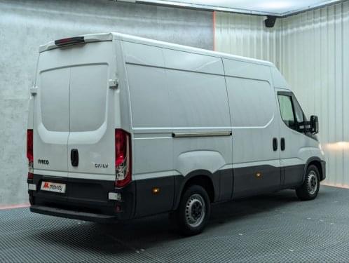 IVECO DAILY 35S16 L3H2 156CV 2022 de segunda mano