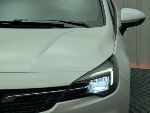 OPEL ASTRA 1.6CDTI 110CV DYNAMIC SW 2021 de segunda mano