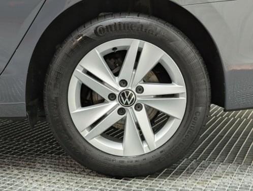 VOLKSWAGEN GOLF LIFE VARIANT 2.0 TDI 115CV DSG7 2022 de segunda mano