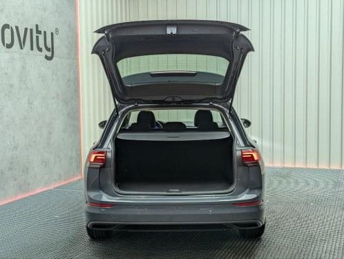 VOLKSWAGEN GOLF LIFE VARIANT 2.0 TDI 115CV DSG7 2022 de segunda mano