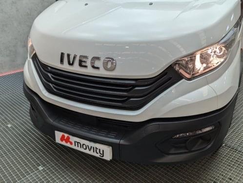 IVECO DAILY 35C16 2.3MJT 160CV CARROZADO PLATAFORMA 2022 de segunda mano