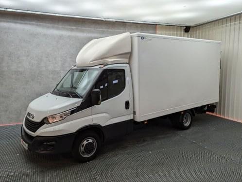 IVECO DAILY 35C16 2.3MJT 160CV CARROZADO PLATAFORMA 2022 de segunda mano