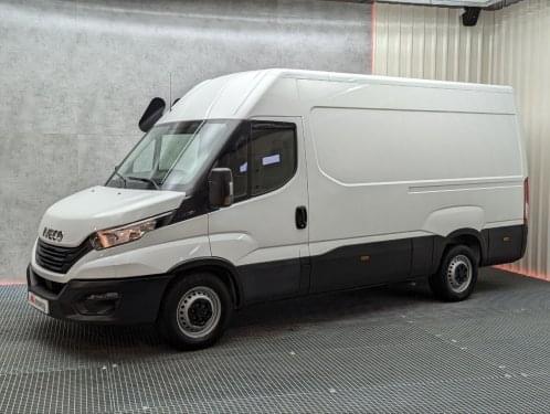 IVECO DAILY 35S16 L3H2 160CV 2022 de segunda mano