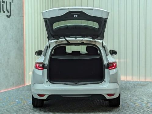 RENAULT MÉGANE 1.5 BLUEDCI 95CV SPORT TOURER BUSINESS 2020 de segunda mano