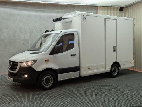 MERCEDES SPRINTER 314CDI CARROZADO FRA 7G-TRONIC 2020 de segunda mano