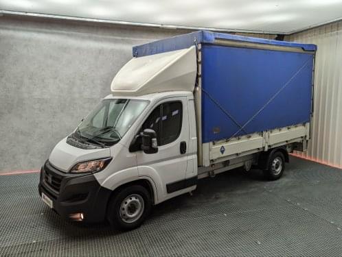 FIAT DUCATO 2.2 160CV CHASIS CAJA SEMITAULINER 2023 de segunda mano