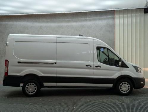 FORD TRANSIT FURGON 350 2.0 TDCI 130CV L3H2 FWD 2022 de segunda mano