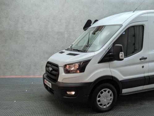 FORD TRANSIT FURGON 350 2.0 TDCI 130CV L3H2 FWD 2022 de segunda mano