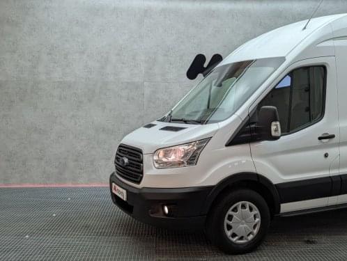 FORD TRANSIT FURGON 330 2.0 TDCI 130CV L2H3 2019 de segunda mano