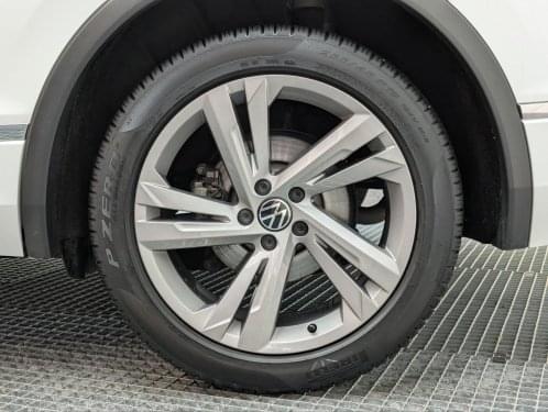 VOLKSWAGEN TIGUAN  R-LINE 2.0 TDI 150CV DSG 2022 de segunda mano