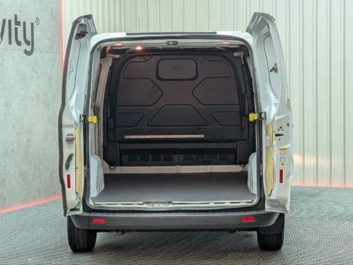 FORD TRANSIT CUSTOM FURGON 2.0 TDCI L2H1 130CV 2019 de segunda mano