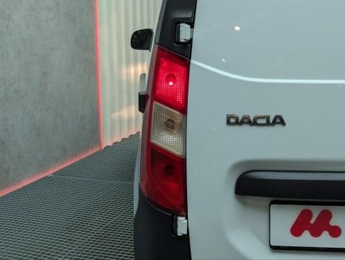DACIA DOKKER VAN 1.5 BLUE DCI 95CV ESSENTIAL 2020 de segunda mano