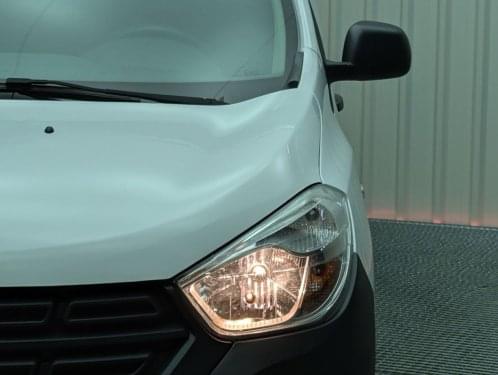 DACIA DOKKER VAN 1.5 BLUE DCI 95CV ESSENTIAL 2020 de segunda mano