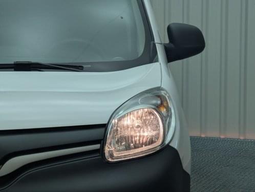 Comprar RENAULT KANGOO MAXI FURGON 1.5 BLUEDCI 95CV L2H1 2021 de segunda mano RENAULT KANGOO MAXI FURGON 1.5 BLUEDCI 95CV L2H1 2021 de segunda mano