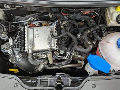 VOLKSWAGEN TRANSPORTER 2.0 TDI 110CV L2H1 2021 de segunda mano