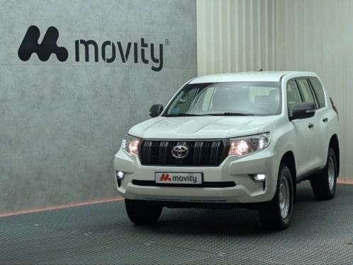 TOYOTA LAND CRUISER 2.8 D-4D 5PL GX 177CV 2018 de segunda mano