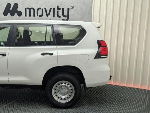 TOYOTA LAND CRUISER 2.8 D-4D 5PL GX 177CV 2018 de segunda mano