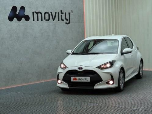 TOYOTA YARIS HIBRIDO 120H E-CVT 5P BUSINESS PLUS 2021 de segunda mano