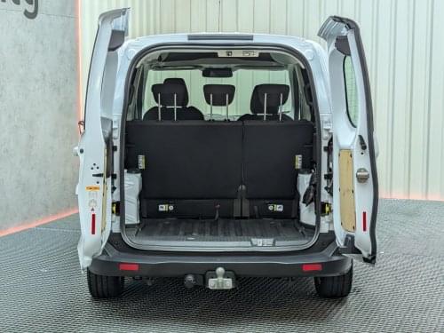 Comprar FORD TRANSIT COURIER COMBI TREND 1.5 TDCI 100CV 2021 de segunda mano FORD TRANSIT COURIER COMBI TREND 1.5 TDCI 100CV 2021 de segunda mano