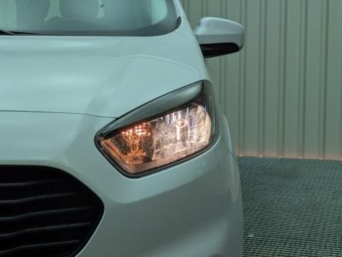 Comprar FORD TRANSIT COURIER COMBI TREND 1.5 TDCI 100CV 2021 de segunda mano FORD TRANSIT COURIER COMBI TREND 1.5 TDCI 100CV 2021 de segunda mano
