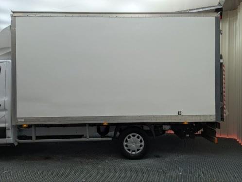 Comprar FORD TRANSIT CARROZADO PLATAFORMA 2.0TDCI 130CV L4 2020 de segunda mano FORD TRANSIT CARROZADO PLATAFORMA 2.0TDCI 130CV L4 2020 de segunda mano