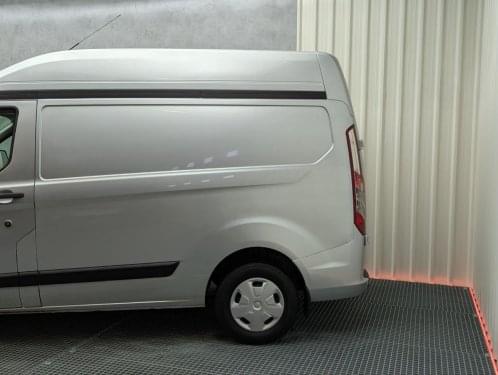 Comprar FORD TRANSIT CUSTOM FURGON 300 2.0 ECOBLUE 105CV L1H2 2019 de segunda mano FORD TRANSIT CUSTOM FURGON 300 2.0 ECOBLUE 105CV L1H2 2019 de segunda mano