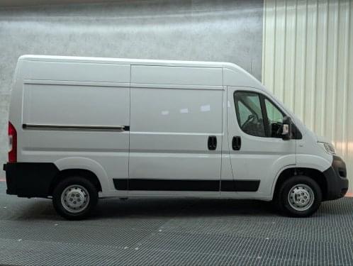 FIAT DUCATO FURGON 30 L2H2 2.0 MJET 115CV 2020 de segunda mano