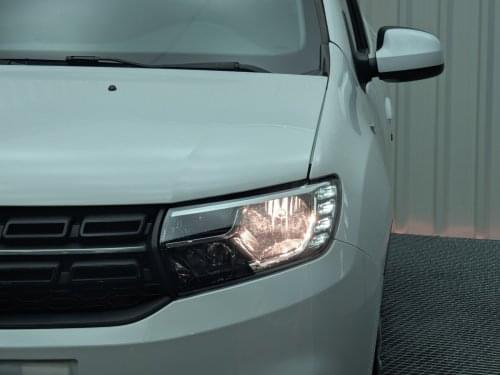 DACIA SANDERO COMFORT BLUE 1.5DCI 95CV 2019 de segunda mano