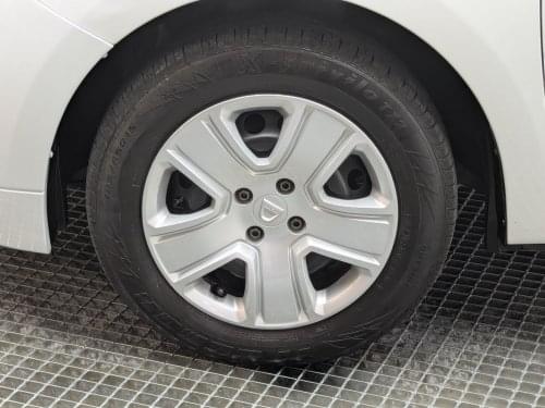 DACIA SANDERO COMFORT BLUE 1.5DCI 95CV 2019 de segunda mano