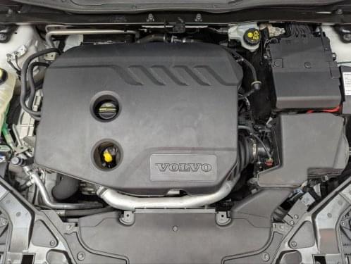 VOLVO V40 D2 116CV OCEAN RACE 2015 de segunda mano