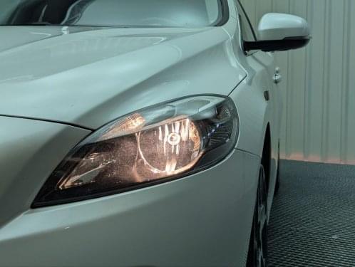 VOLVO V40 D2 116CV OCEAN RACE 2015 de segunda mano