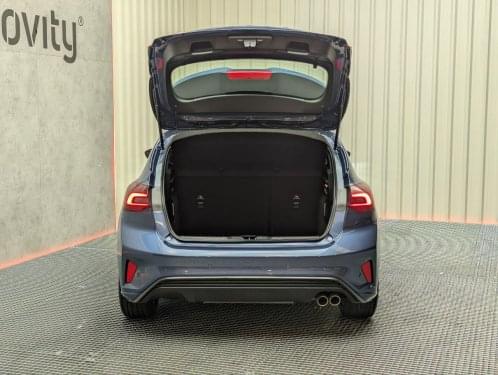 FORD FOCUS 1.O ECOOBOST MHEV 125CV ST-LINE 2023 de segunda mano