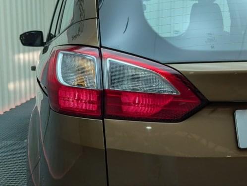 FORD GRAND C-MAX 1.0 ECOBOOST 125CV 2015 de segunda mano