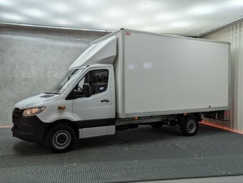 MERCEDES SPRINTER CHASIS CARROZADO 314CDI AUT 2022 de segunda mano