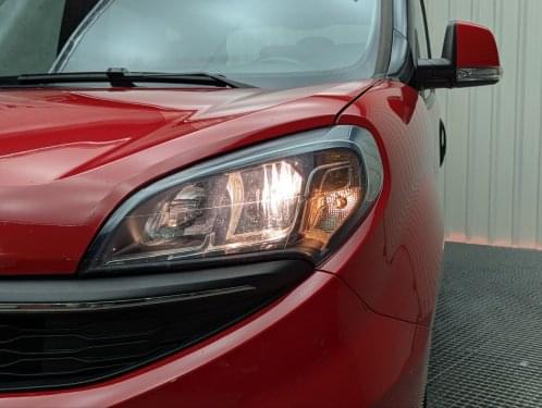 FIAT DOBLO COMBI 1.6 MJT 120CV TREKKING N1 2022 de segunda mano