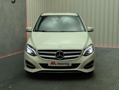 MERCEDES CLASE B B180 CDI URBAN 2015 de segunda mano