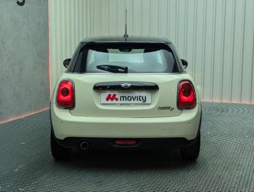 MINI ONE COOPER  D 1.5 116CV 2015 de segunda mano