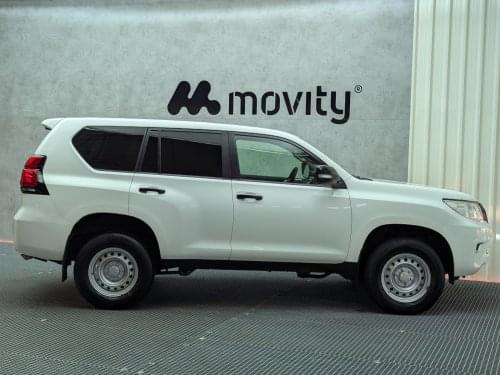TOYOTA LAND CRUISER 2.8 D-4D 7PL GX 177CV 2020 de segunda mano
