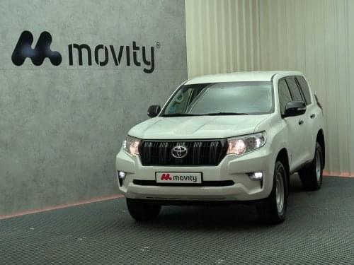 TOYOTA LAND CRUISER 2.8 D-4D 7PL GX 177CV 2020 de segunda mano