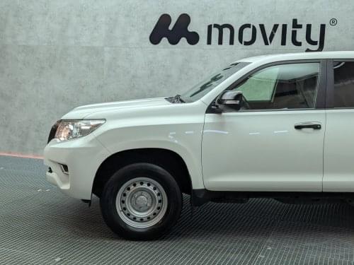 TOYOTA LAND CRUISER 2.8 D-4D 7PL GX 177CV 2020 de segunda mano