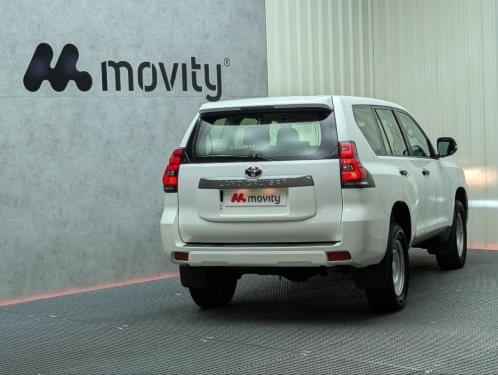 TOYOTA LAND CRUISER 2.8 D-4D 7PL GX 177CV 2020 de segunda mano