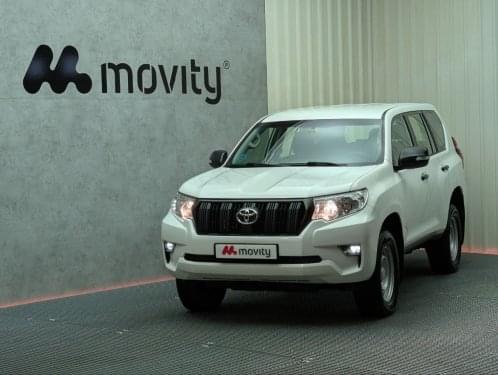 TOYOTA LAND CRUISER 2.8 D-4D 7PL GX 177CV 2020 de segunda mano