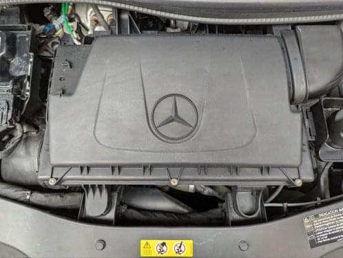 MERCEDES VITO FURGON 110CDI L2H1 102CV 2021 de segunda mano