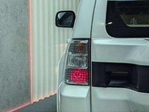 MITSUBISHI MONTERO 5P 3.2 DI-D 190CV SPIRIT AUTO 2018 de segunda mano