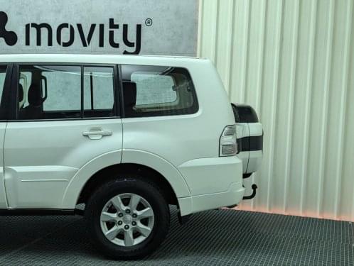 MITSUBISHI MONTERO 5P 3.2 DI-D 190CV SPIRIT AUTO 2018 de segunda mano