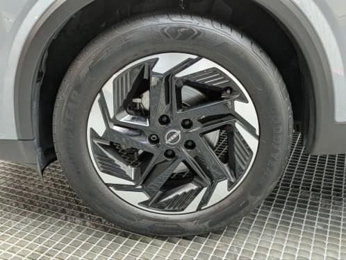 NISSAN QASHQAI  DIG-T 140CV N-CONNECTA 2024 de segunda mano