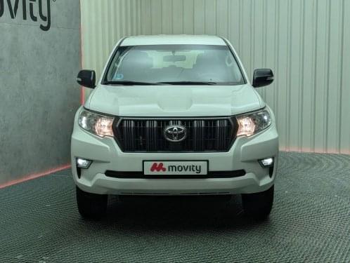 TOYOTA LAND CRUISER 2.8 D-4D 7PL GX 177CV 2020 de segunda mano