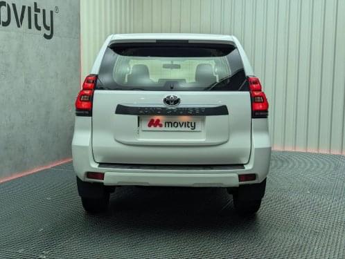 TOYOTA LAND CRUISER 2.8 D-4D 7PL GX 177CV 2020 de segunda mano