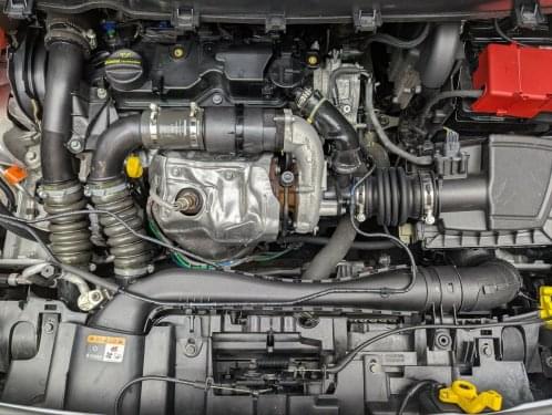 FORD TOURNEO COURIER 1.5 TDCI 75CV AMBIENTE 2019 de segunda mano