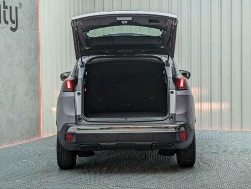 PEUGEOT 3008 1.5 BLUEHDI 130CV EAT8 ACTIVE BUSINESS 2019 de segunda mano